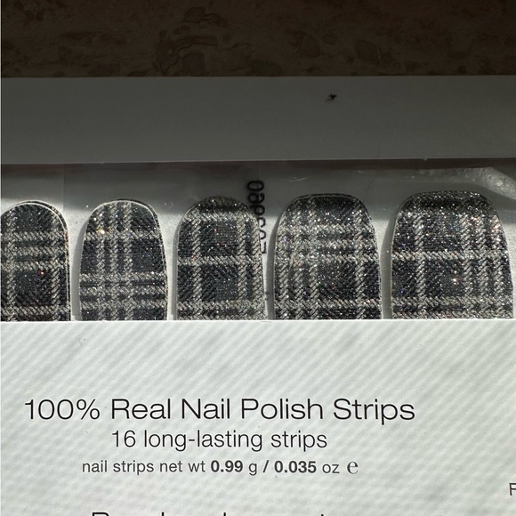 Color Street Holiday theme nail strips - Picture 5 of 9